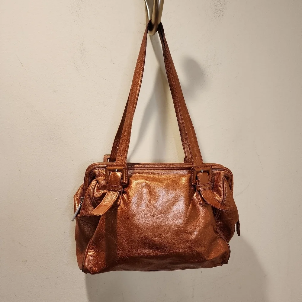 HOBO International Metallic double Handles strap Bag - Picture 2 of 13